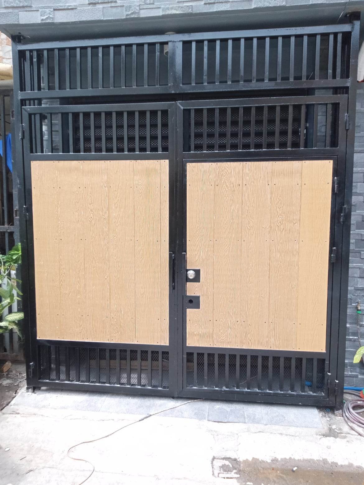 After Custom Gate 1